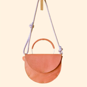 sac en cuir couleur pêche réalisée en France éco responsable